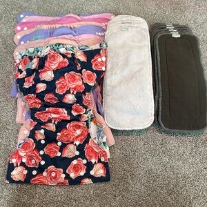 ALVABABY Cloth Diapers Lot - 9 Diapers & 22 Liners